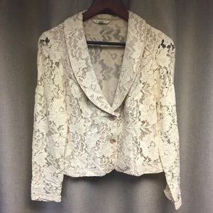 CAbi cream lace jacket/blazer with nude underlay